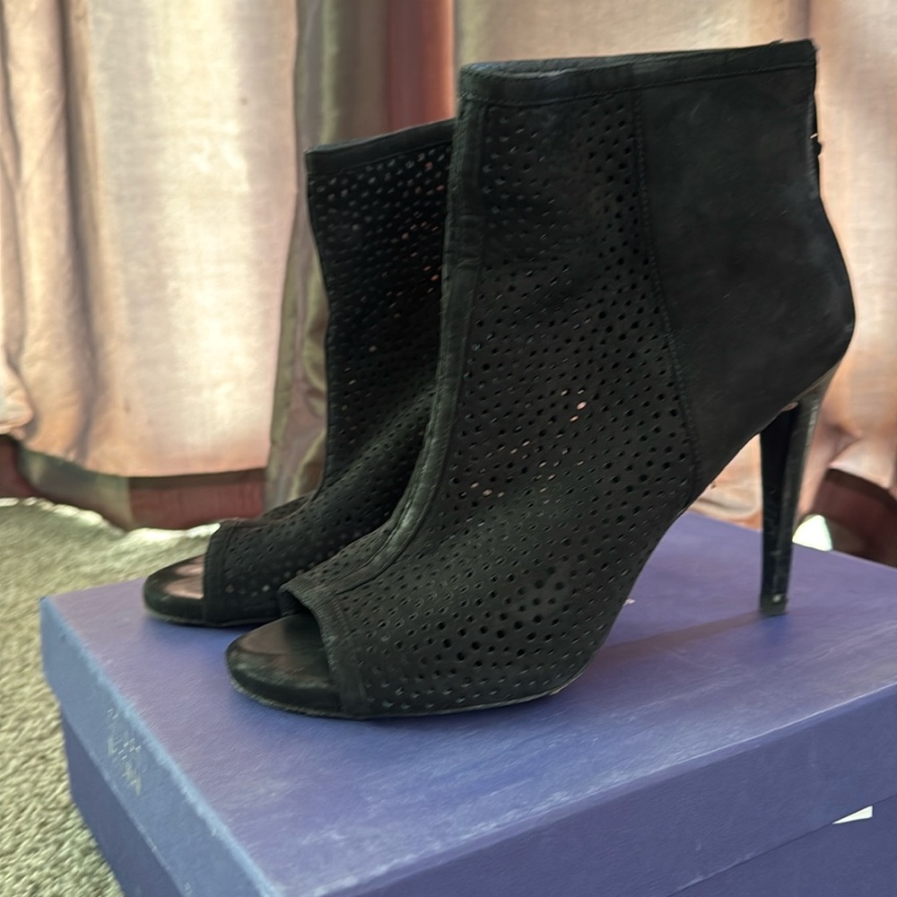 Stuart Weitzman Black Suede peep toe booties size 9.0